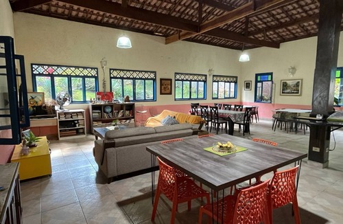 Guararema Hotel | Espaço e Pousada Krisalys