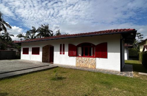 Pomerode House | Espaçosa casa no centro de Pomerode Lar Pomerano