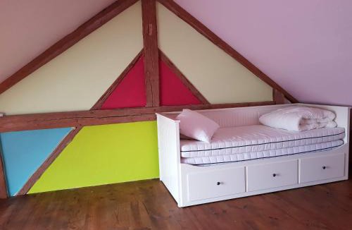 Vaux-sur-Sure House | Espace Cosmos