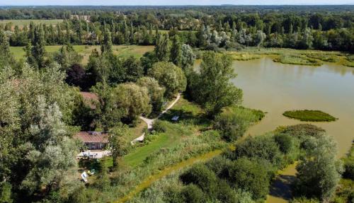 Sainte-Olive Bed & Breakfast | Espace Nature Studio indépendant proche du Parc des oiseaux