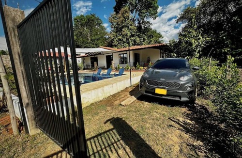 Melgar Cottage | Espectacular casa campestre hasta para 12+1 huespedes a solo 13 mins de Melgar.