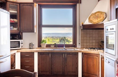Isola Apartment | Esperidi & Galatea with Pool by Wonderful Italy