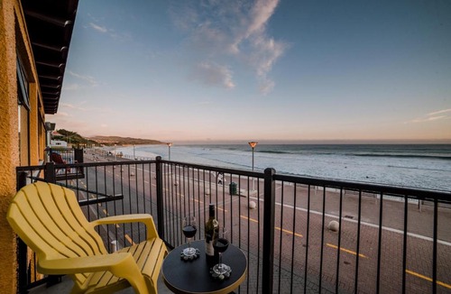 St. Clair Apartment | Esplanade Apartments