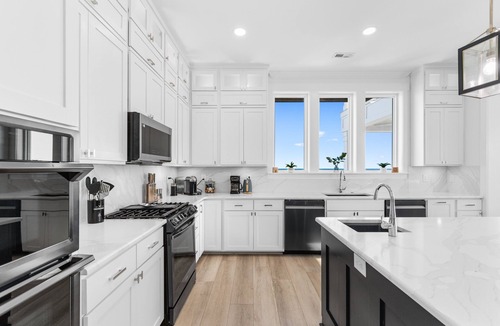 Surfside Beach House | Estate with Private Pool Sleeps 28 Guests in Surfside Beach