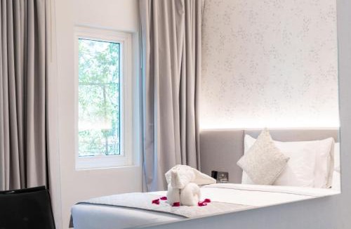 Dubai Hotel | eStay Hotel