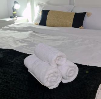 Timisoara Apartment | Esther Line Apartments-Near Iulius Mall, Self Check-in,Free Private Parking subject to availability