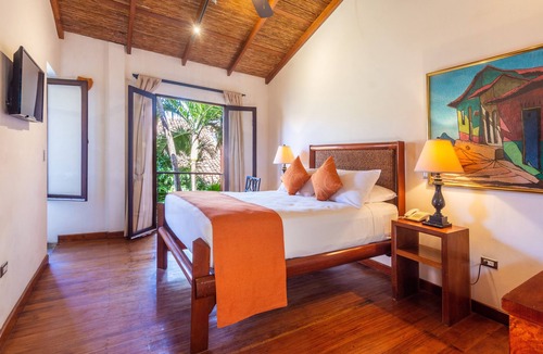 Granada Hotel | Estrada Hotel & Bistro