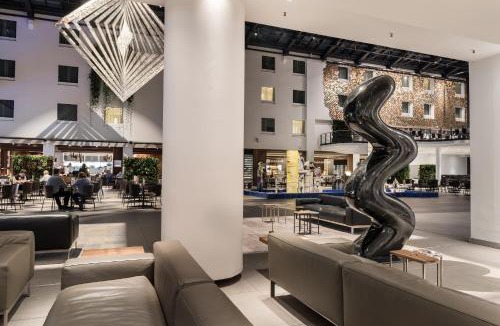 Neukoelln Hotel | Estrel Hotel