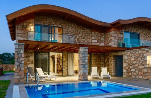 Lardos Villa | Estrella Villas
