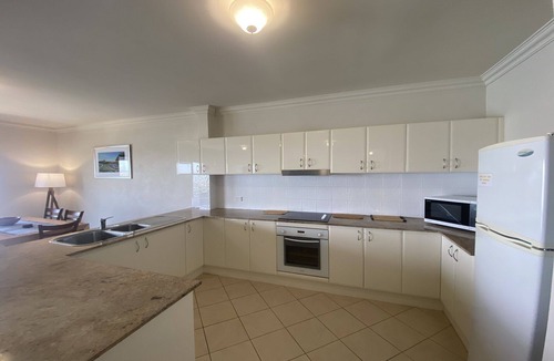 Nambucca Heads Apartment | Estuary - Chasing water views? TOP floor unit certainly delivers this & more!