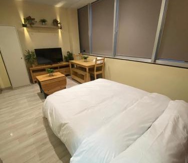 Parla Apartment | Estudios 85 - Cerca de Madrid, Toledo y Parque Warner