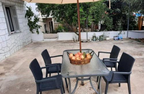 Leonidio House | Et In Arkadia Ego