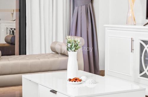 Sudirman Central Business District Apartment | Eterna by Kozystay - SCBD