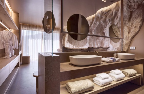 Psarou Hotel | Ethereum Mykonos