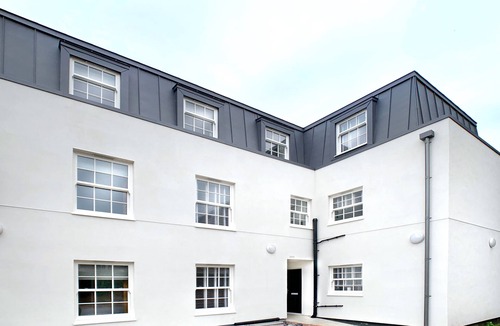 Eton Apartment | Eton, Windsor - 1 Bedroom Flat - With Parking