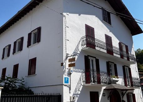 Valcarlos House | ETXEALE