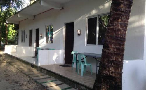 Guiuan Hotel | Eufro's Place