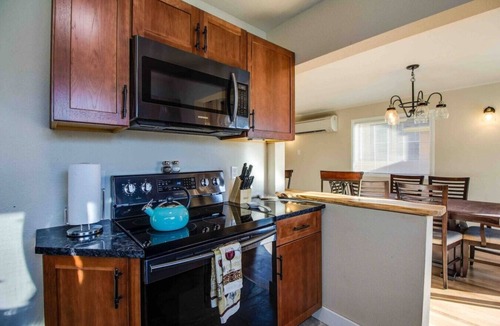 Amazon House | Eugene, OR - 3 bedroom 1 bath
