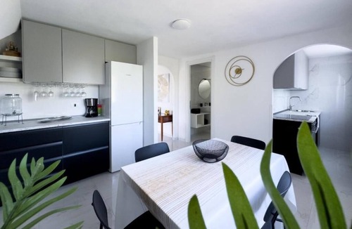 Zona XXVIII Tor de' Cenci Apartment | Eur Mostacciano panoramic view