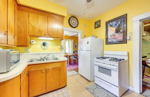 Eureka Springs Historic District Cottage | Eureka Springs Vacation Rental < Half-mi to Dtwn!
