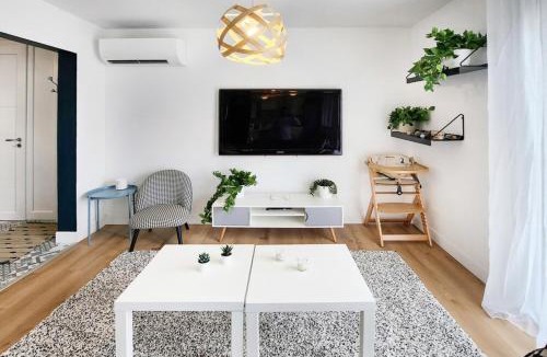 Bron Apartment | Eurexpo 3ch