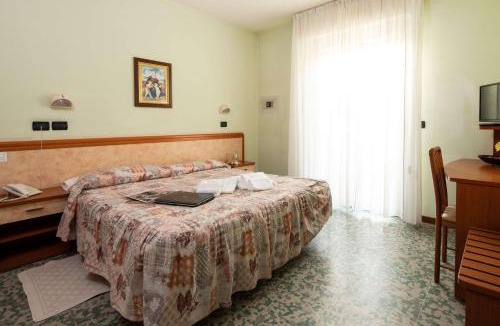 Cattolica Hotel | EURO b&b
