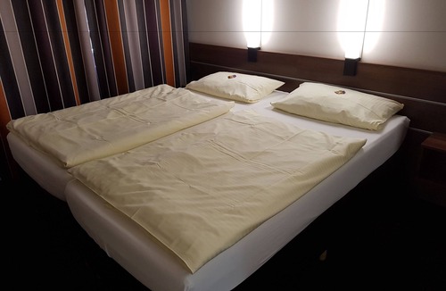 Eichenzell Hotel | Euro Rastpark Zum Eichenzeller