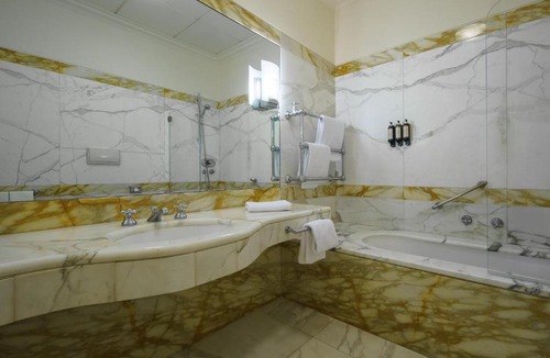 San Ferdinando Hotel | Eurostars Hotel Excelsior