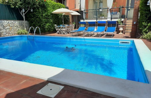 Riposto Villa | Euthalia 1