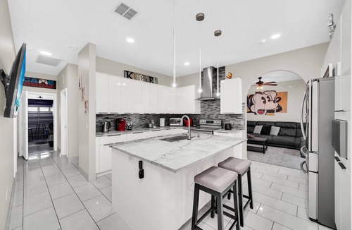 Crescent Lakes Villa | EV 5334 - 4 Bed 3 Bath Home with Screened-in Pool, Games Room, Kids Bedrooms