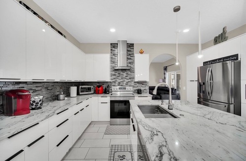 Crescent Lakes Villa | EV 5334 - 4 Bed 3 Bath Home with Screened-in Pool, Games Room, Kids Bedrooms