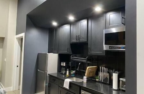 Peoplestown House | Eva's Zen House | 2BR/2BA | Near Mercedes-Benz