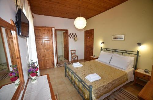 Mithimna Apartment | Evanthia Toroz Rooms & Studios