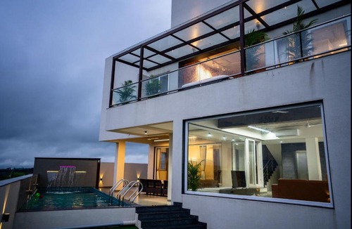 Igatpuri Hotel | Evara Sky Jacuzzi Villa