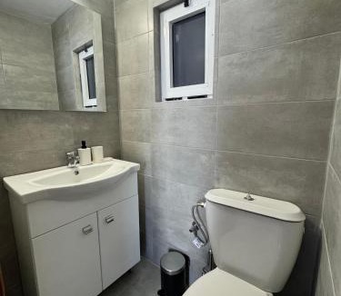 Samos Town Apartment | Evelyn House