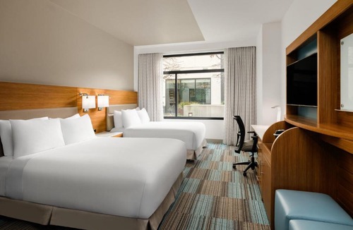 South Lake Union Hotel | EVEN Hotel Seattle Downtown - Lake Union by IHG