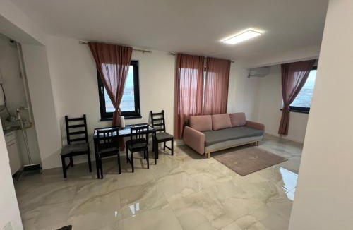 Sector 3 Apartment | Everest 33 Ap 4