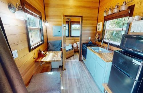 Waldport House | Evergreen