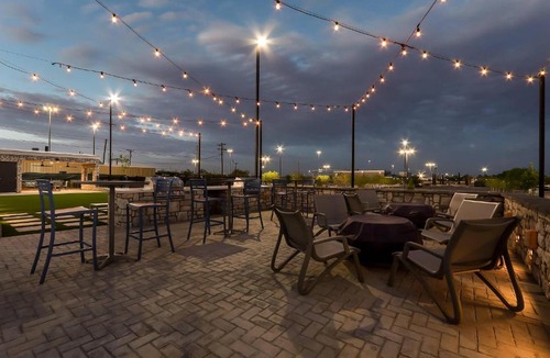 Biggs Field Hotel | Everhome Suites El Paso Airport near Fort Bliss by Choice Hotels