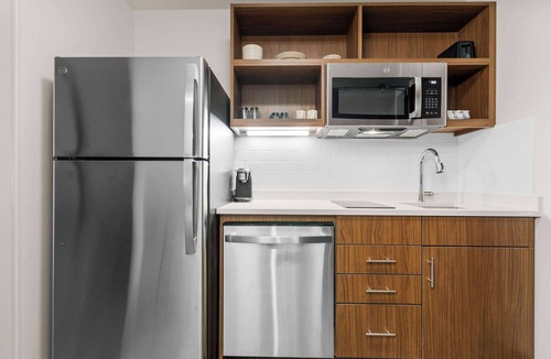 Lexington Hotel | Everhome Suites Lexington - Horse Park