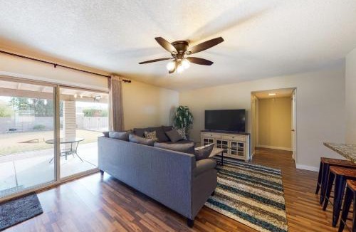 North Mountain House | Everlasting Phoenix