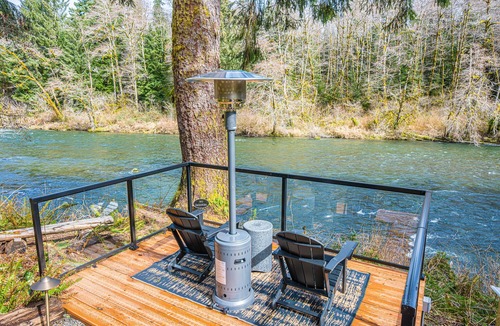 Beaver Cabin | Evermore: River House
