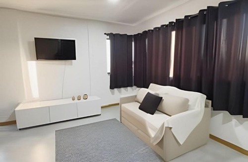 Bucarein Apartment | Everything Within Walking Distance - Modern Apartment