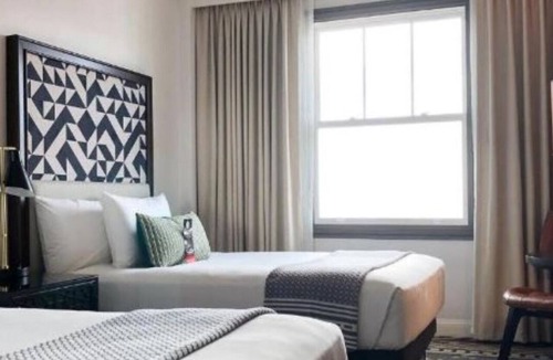 Theater District Hotel | Everything You Need For The Perfect Vacation! Pets Are Welcome!