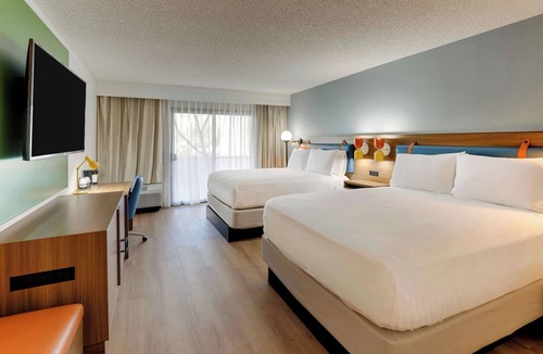 Mayo Clinic Hotel | Everything You Need For The Perfect Vacation! w/Outdoor Pool, Pets are Allowed!