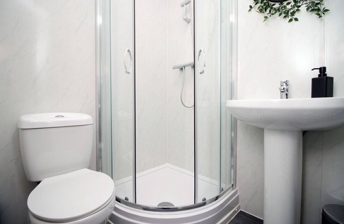 Newport Apartment | Eveswell Studios | Comfort | Studio 8