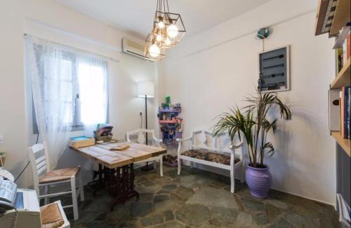 Aliki House | Evi Rooms