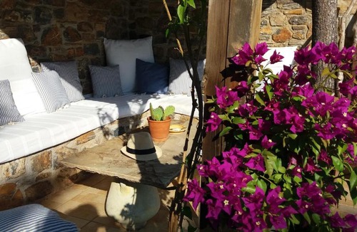 Nerotrivia Villa | Eviafoxhouse