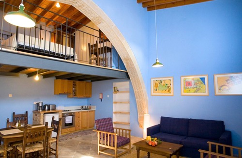 Psematismenos Hotel | Evkarpos Country House