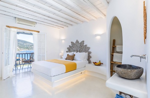 Skopelos Town House | Evlalia Studios & Villas